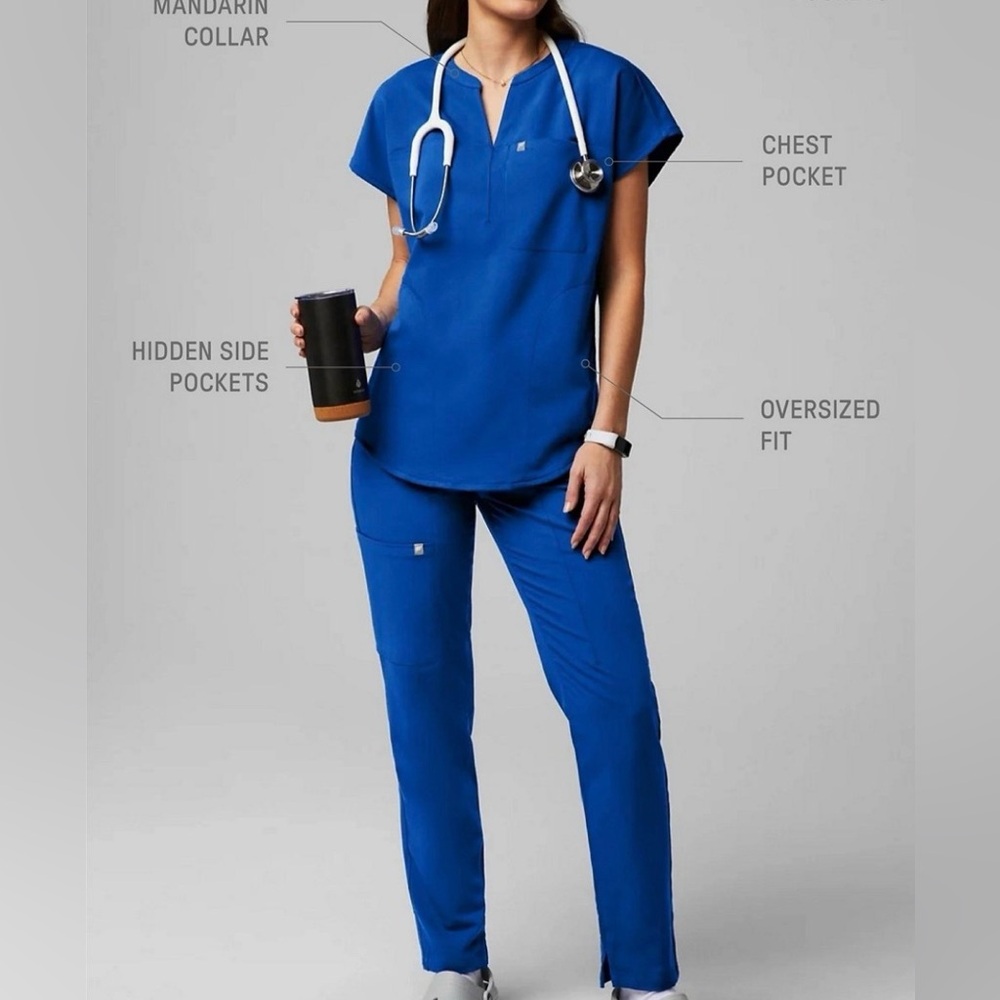 Fabletics Scrub Set - image 1